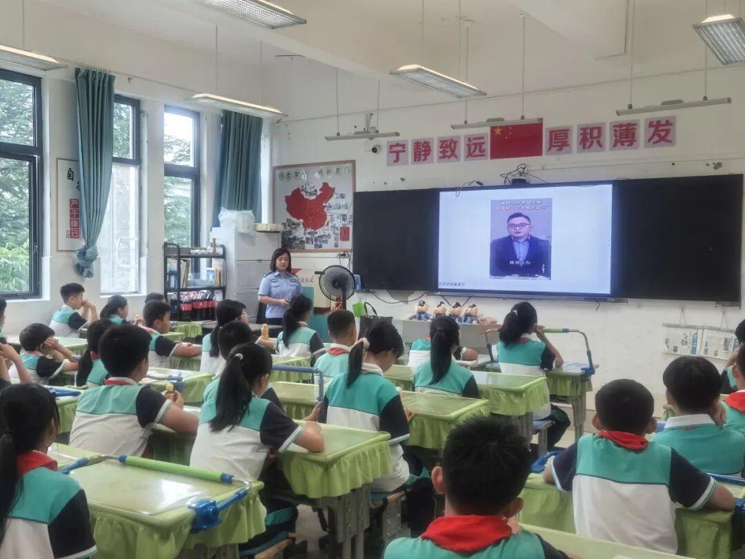 普法課堂現(xiàn)場.jpg