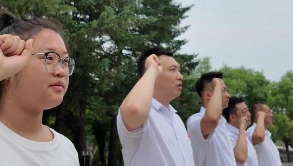 在靖宇殉國(guó)地感受赤膽忠魂